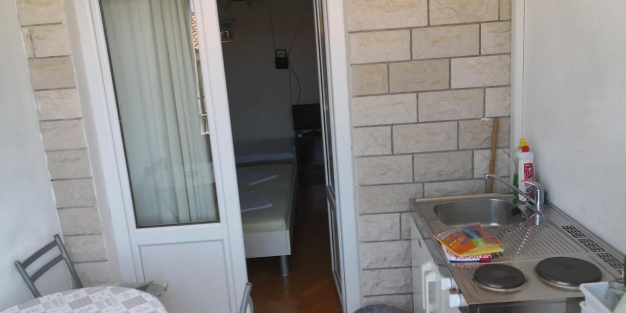 12 Brigita Apartment *